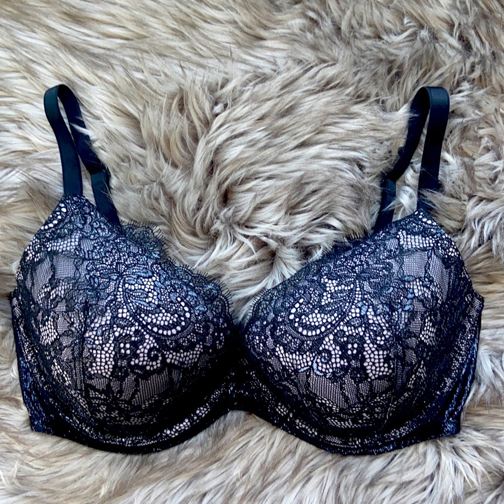 Victoria’s Secret Very Sexy bra 34DDD